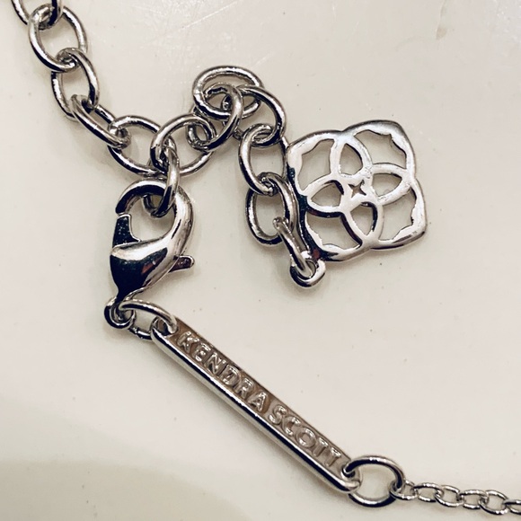 Kendra Scott Necklace - Picture 4 of 4